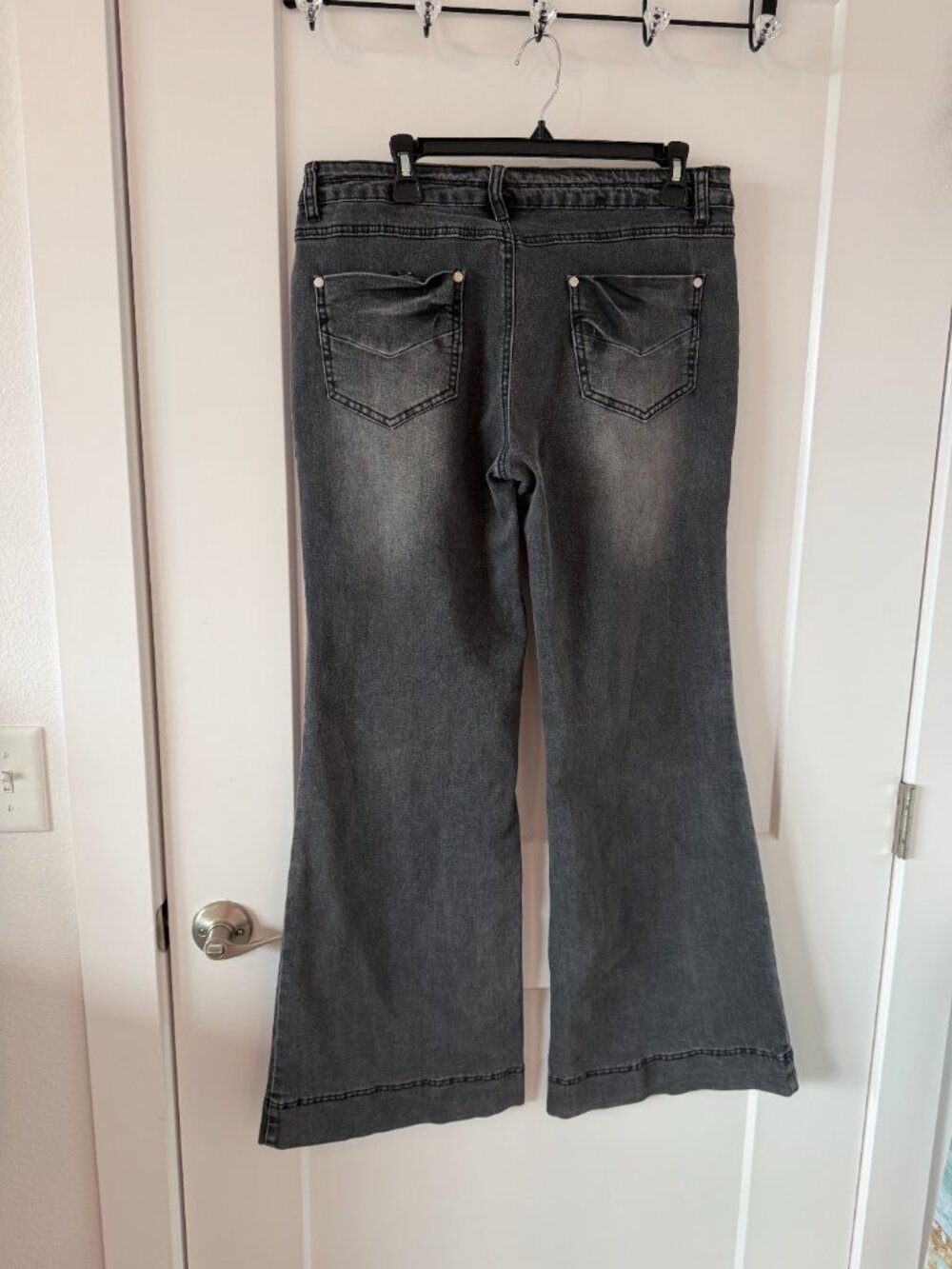 Flamingals Flare Wide Leg Jeans - Picture 4 of 7